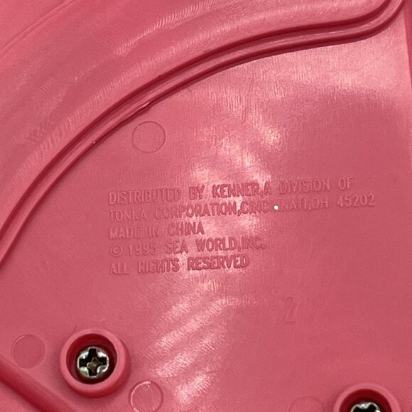 Littlest Pet Shop Sea World Dolly Dolphin On Her Dancing Waves 1995 LPS - Picture 10 of 11